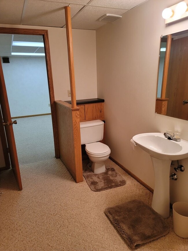 Building Photo - 1831 Rapids St