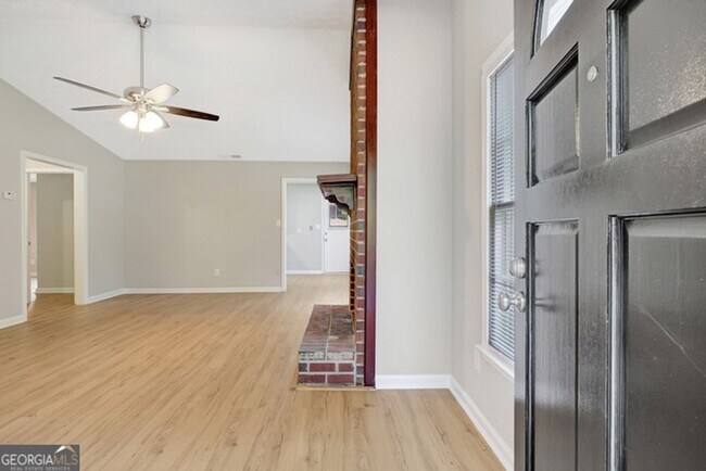 Building Photo - 125 Belle Dr