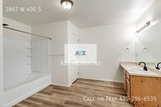 Building Photo - 2867 W 400 S