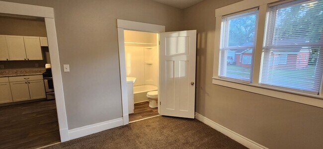 Building Photo - Spacious corner lot home with great natural light!