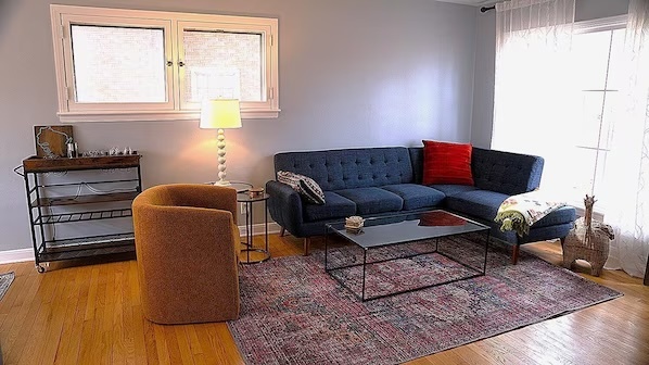 Primary Photo - 4242 N Olsen Ave