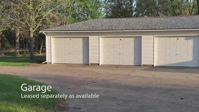 Garage (available on first come, first served basis at additional fee.) - 1608 Nelson Dr