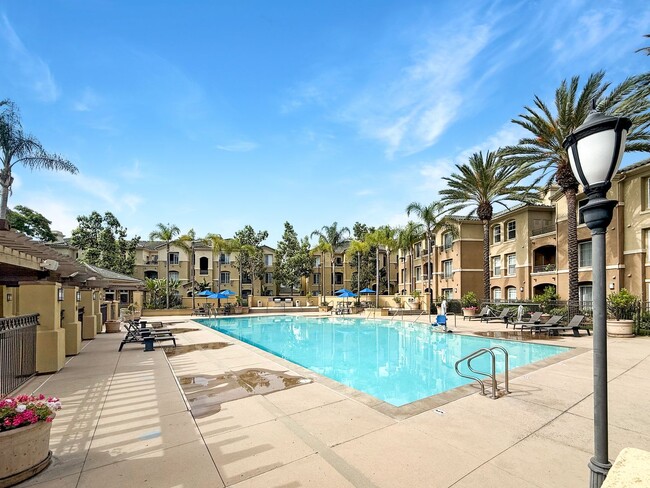 Building Photo - Beautiful 1B/1BA Apartment in Scripps Ranc...