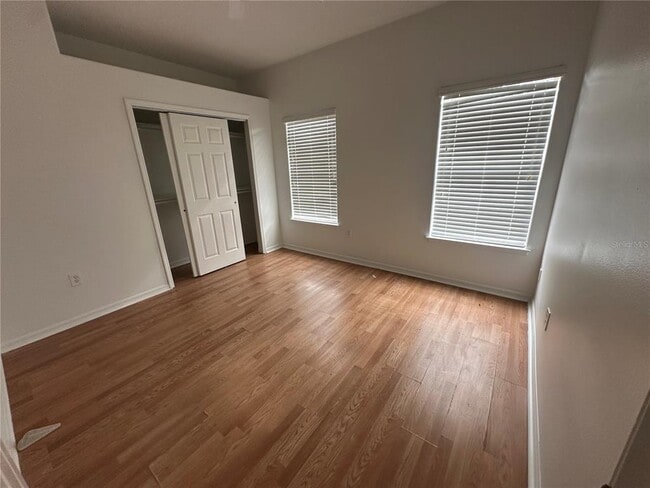 Building Photo - 1941 Island Walk Dr