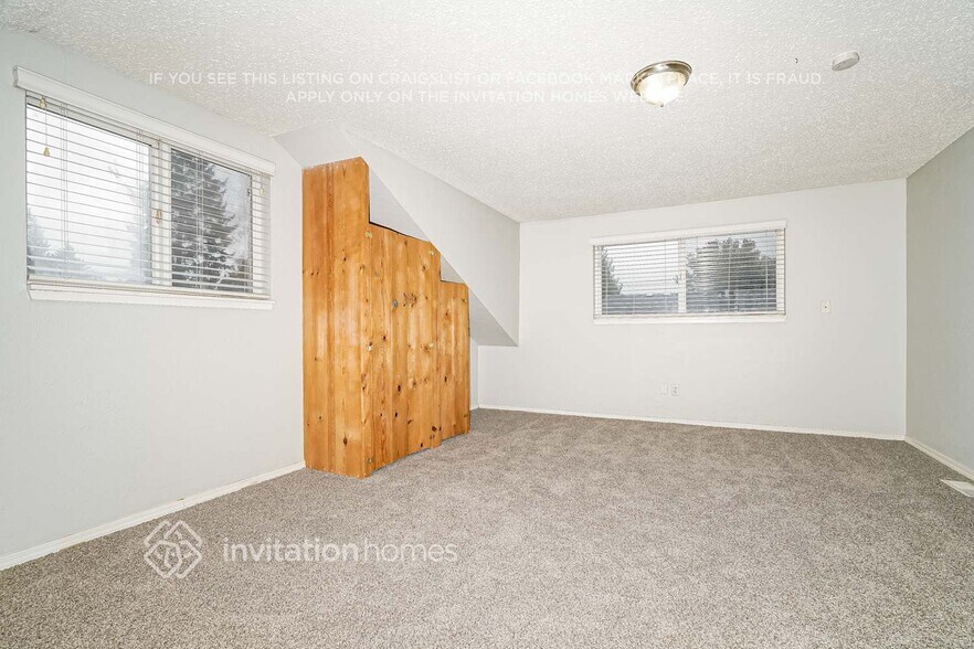 Building Photo - 9710 Patterson St S