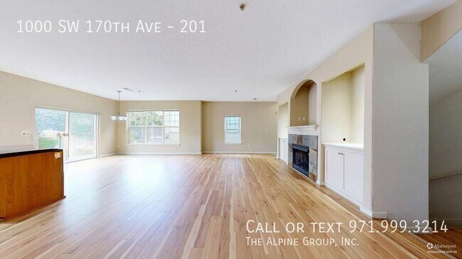 Building Photo - 1000 SW 170th Ave