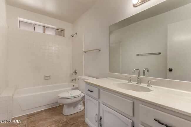 Building Photo - 5809 W Yucca St