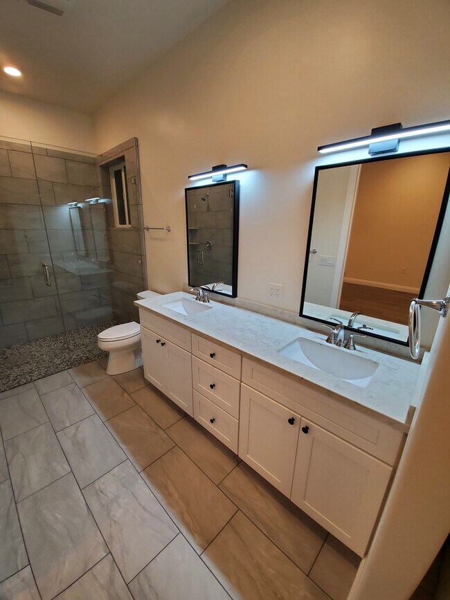 bathroom - 14056 Sycamore Ave