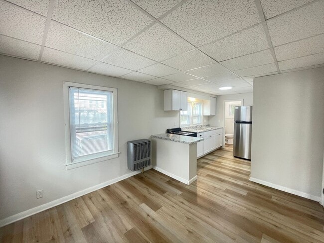 Building Photo - 45 Ashland St