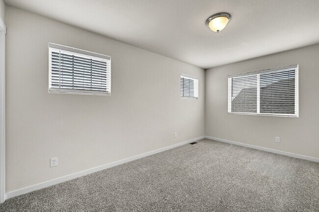Building Photo - $2,650 - 3 Bed, 2.5 Bath Home in Co Spring...