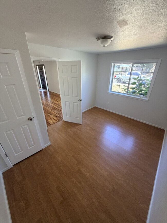 Building Photo - Beautifully Remodeled 3-Bedroom, 2-Bath Home