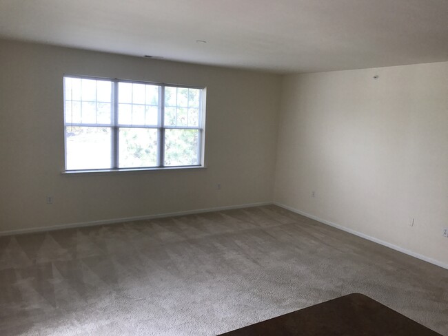 Building Photo - SOUTHMOOR @ RIDGELY MANOR