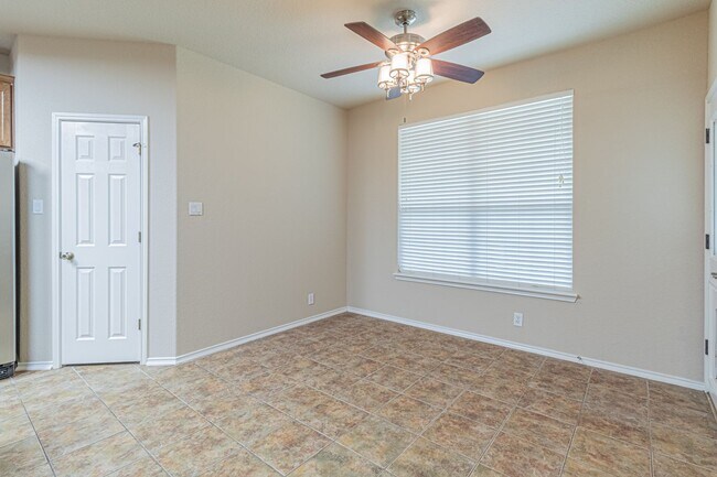 Building Photo - BEAUTIFUL 3 BD/2.5 BA IN SCHERTZ READY FOR...
