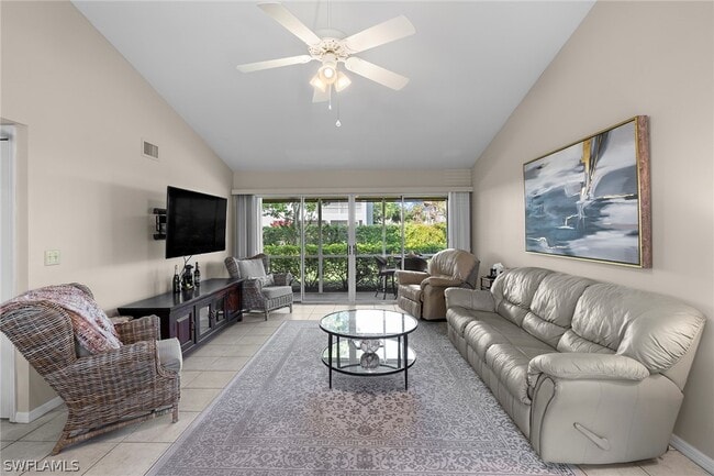 Building Photo - 153 Bristol Ln