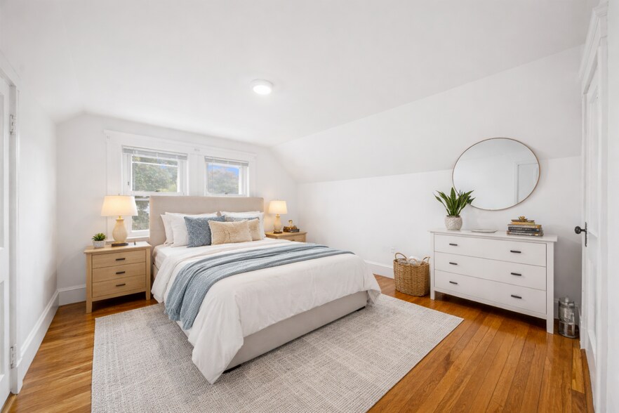 Building Photo - 180 Faneuil St