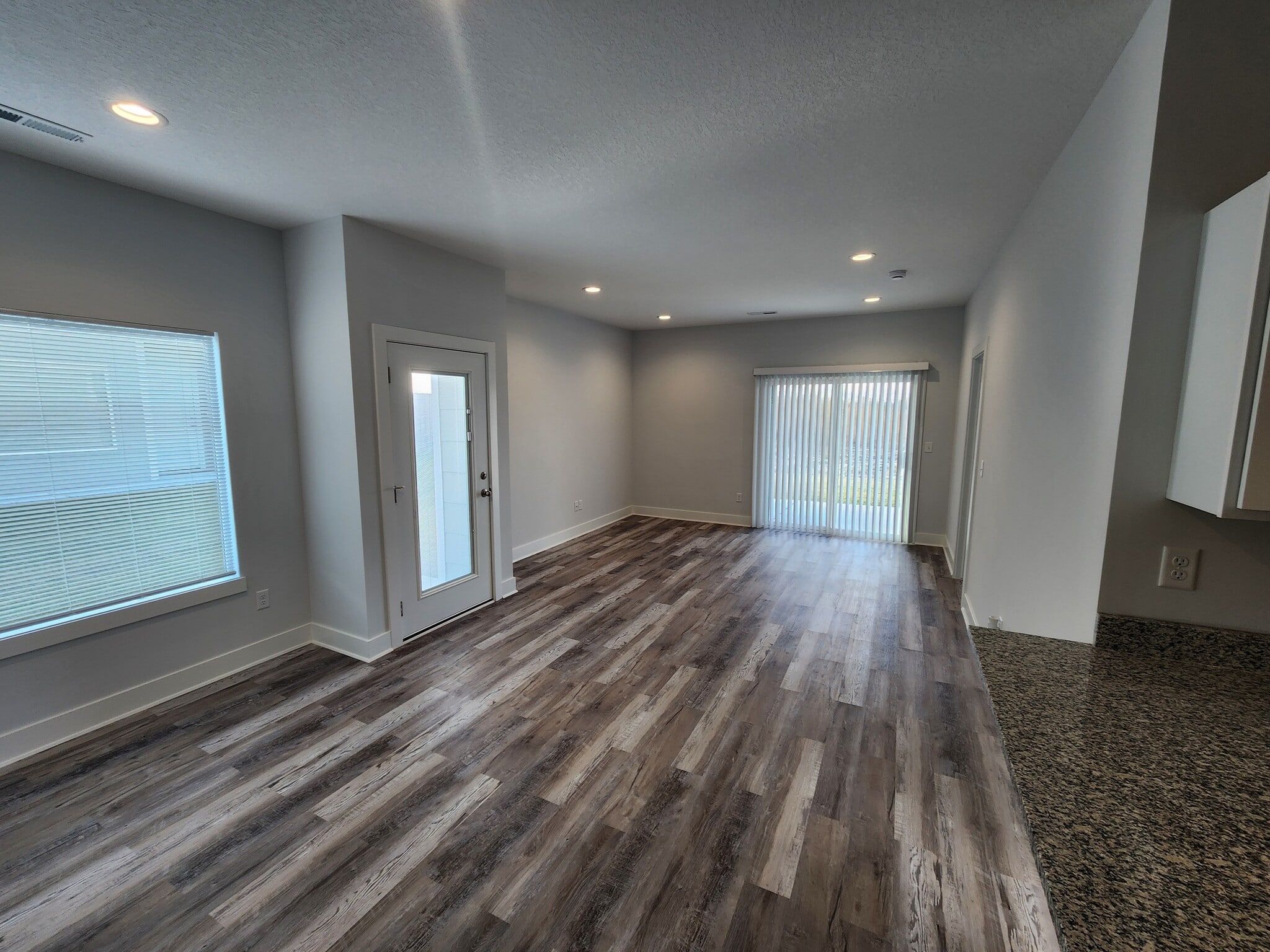 Covered Patio - 5371 Nolen