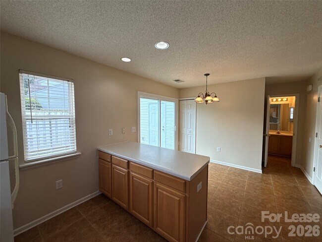 Building Photo - 15318 Brynfield Dr