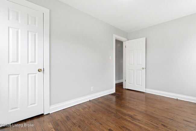 Building Photo - 1119 W Ashland Ave