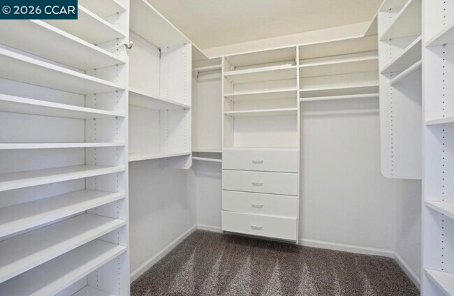 Building Photo - 1038 McCauley Rd