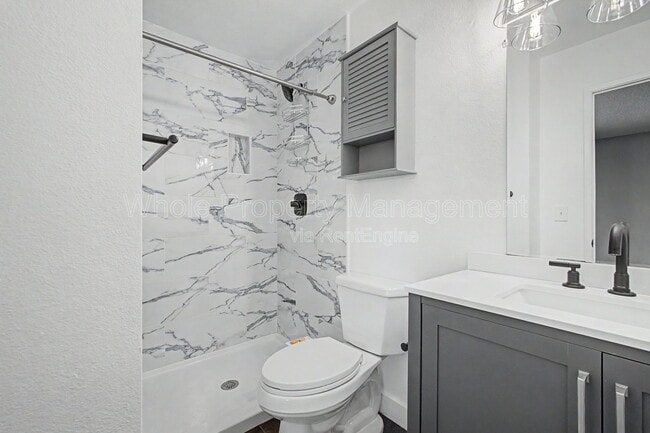 Building Photo - 9037 E Nassau Ave