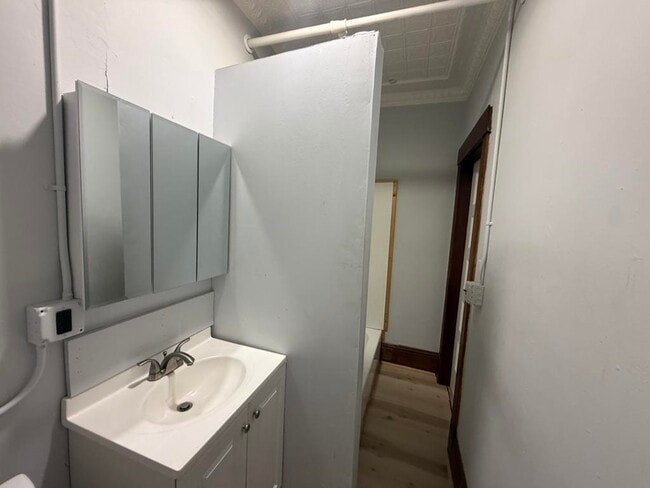 Building Photo - 41-43 Central St