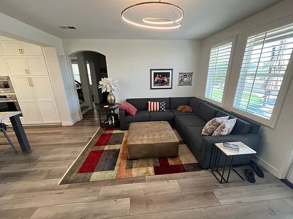 Building Photo - NO MIN CREDIT SCORE REQUIRED, BK OKAY, PAST EVICTION OKAY!, BACKGROUND FRIENDLY. Apply at "The Re...