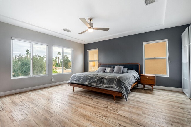 Building Photo - 282 Paseo Vista Cir