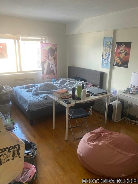 Building Photo - 1110 Commonwealth Ave