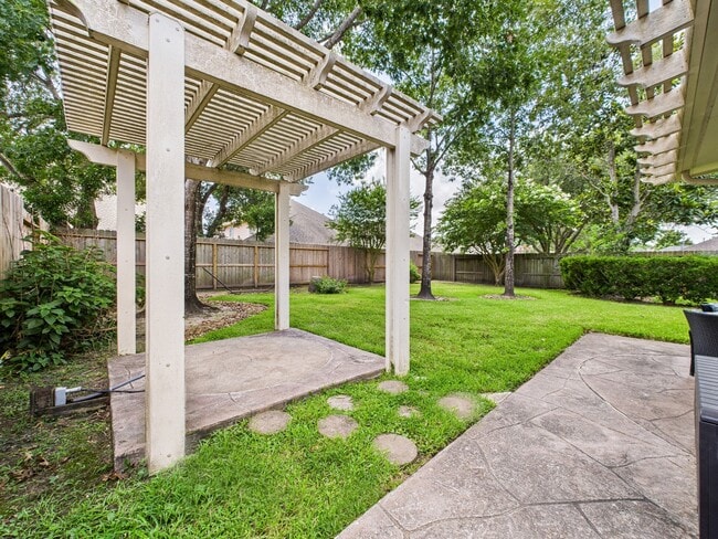 Building Photo - 4503 Avery Hollow Ct