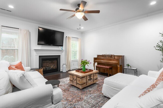 Building Photo - For Rent Kernersville