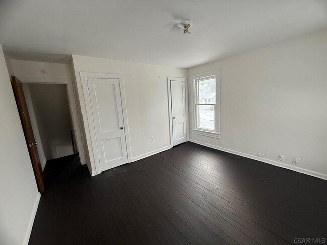 Building Photo - 85-87 Grass Ave