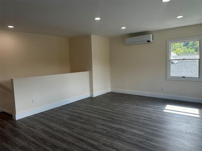 Building Photo - 3358-3364-3364 NY-97