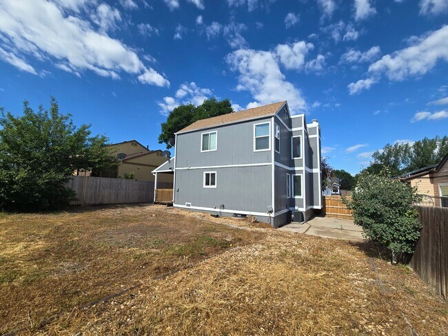 Building Photo - Remodeled Home in Thornton