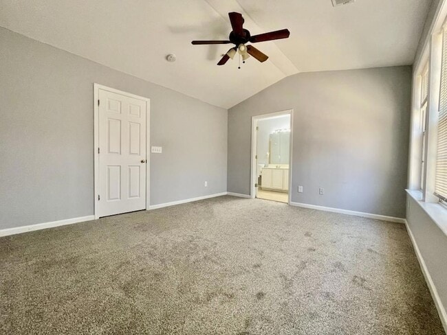 Building Photo - 2758 Ashleigh Ln