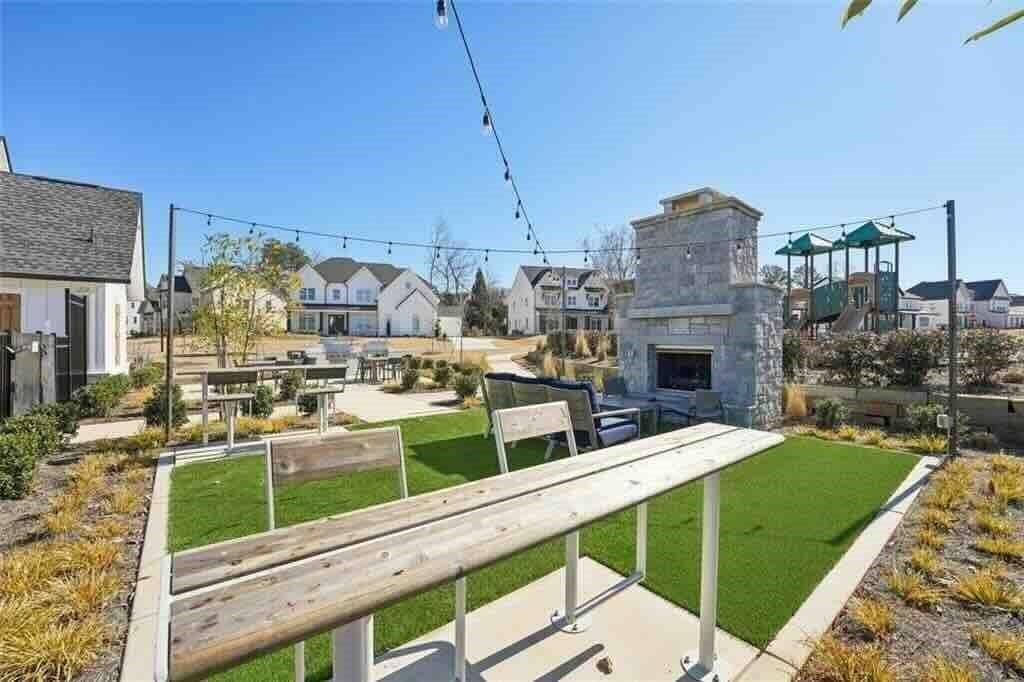 Building Photo - 2935 Shoalwood Dr