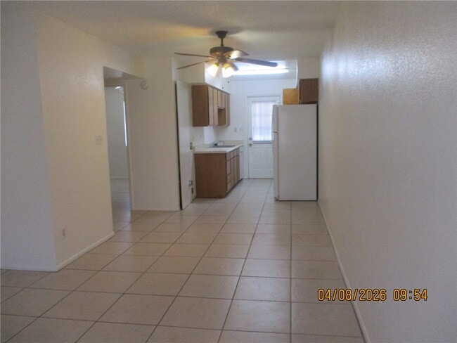 Building Photo - 2801 Colibri Courte