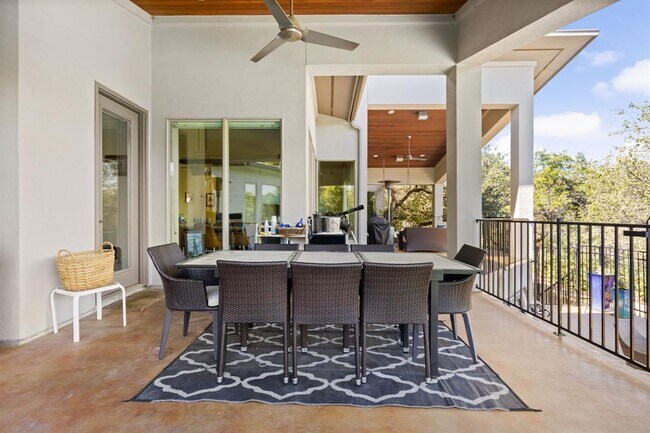 Building Photo - 6605 Peralto Cove