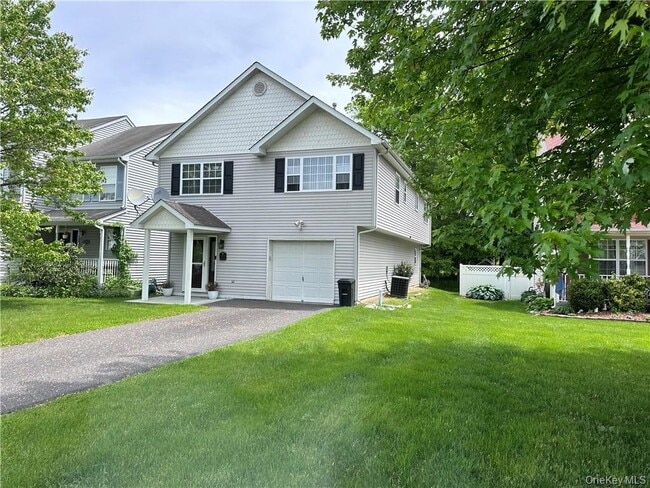 Building Photo - 372 Angelo Dr