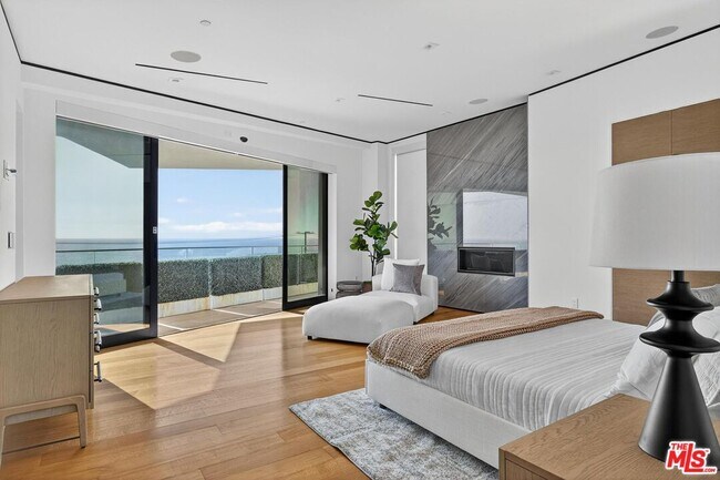 Building Photo - 17816 Porto Marina Way