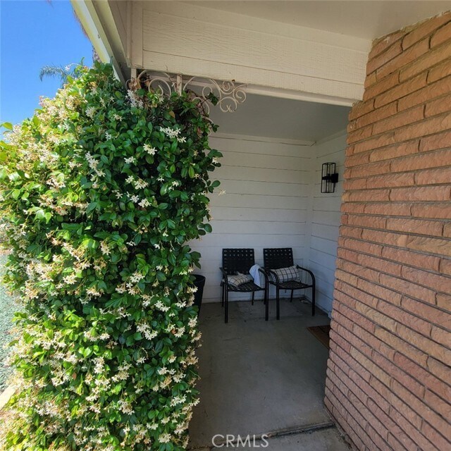 Building Photo - 28894 Portsmouth Dr