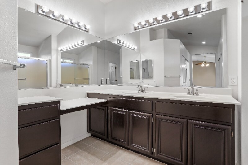 Building Photo - 2201 Bridle Creek Cir