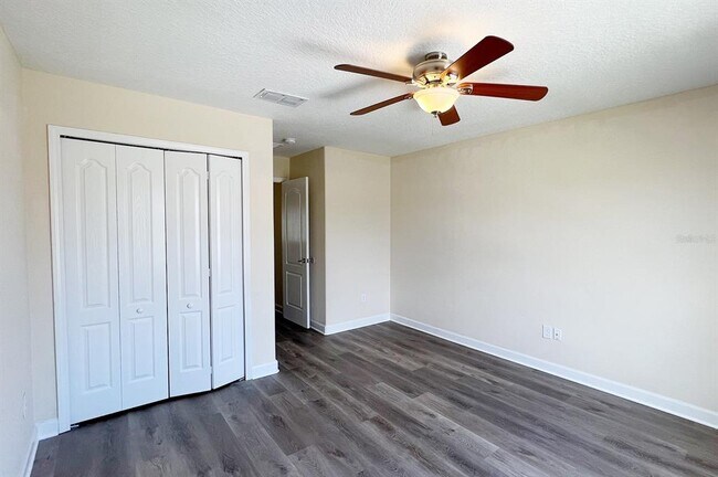 Building Photo - 1604 Thetford Cir