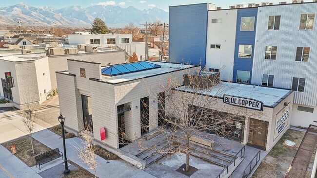 Building Photo - 2BR/2.5BA Condo in Central Ninth | Mountain Views, Solar & Walk to Everything