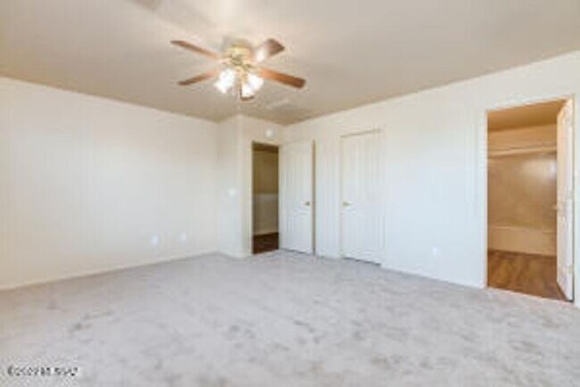 Building Photo - Spacious 4-Bedroom Retreat Near Raytheon & DMAFB