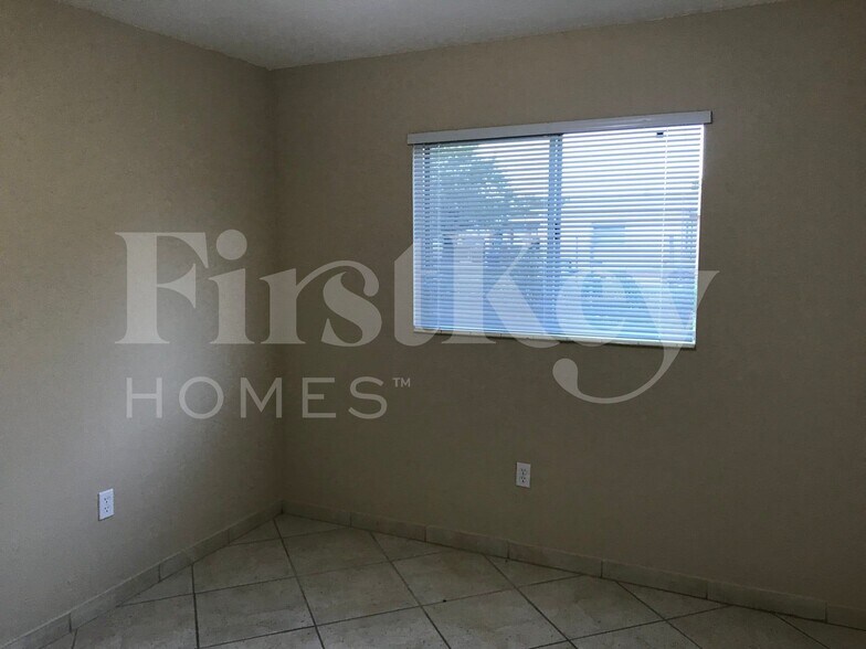Building Photo - 2751 NW 209th Terrace