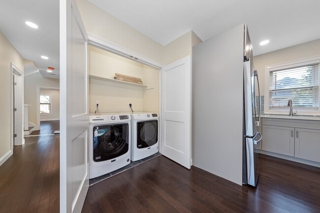 Building Photo - 62-64 Bradbury Ave