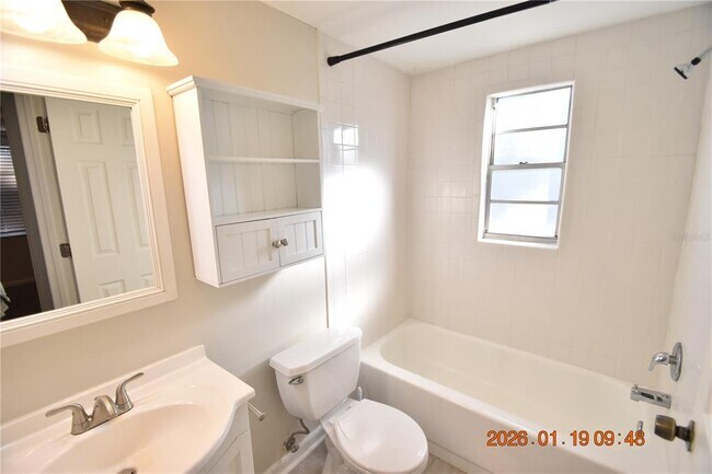 Building Photo - 17707 Sunrise Dr