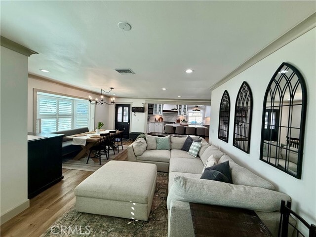 Building Photo - 722 Tressy Ave