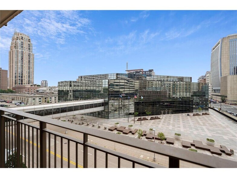 Building Photo - 121 Washington Ave S