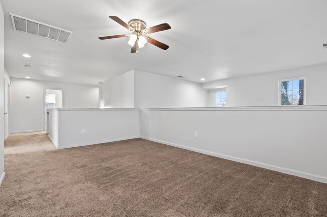 Building Photo - 11311 San Miniato Ave